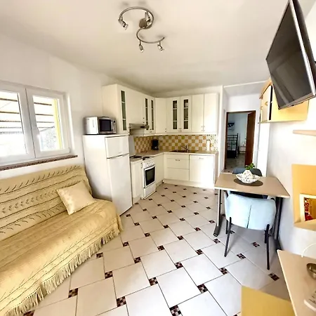 Apartment Cozy Seaside Apartment, -2 *